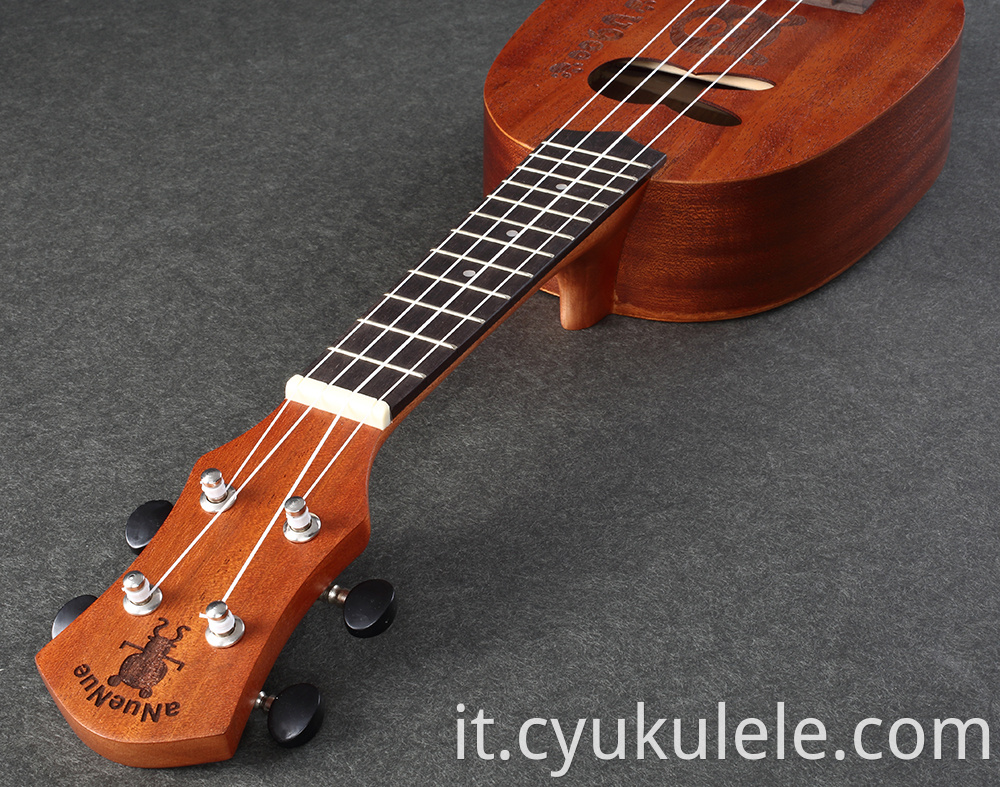 ukulele35